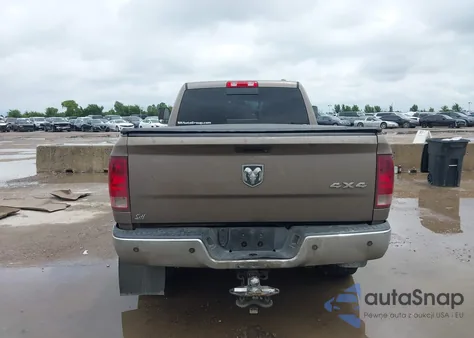 2010 Dodge Ram 2500 Laramie z USA, uszkodzony, nr VIN 3D7UT2HL4AG167306